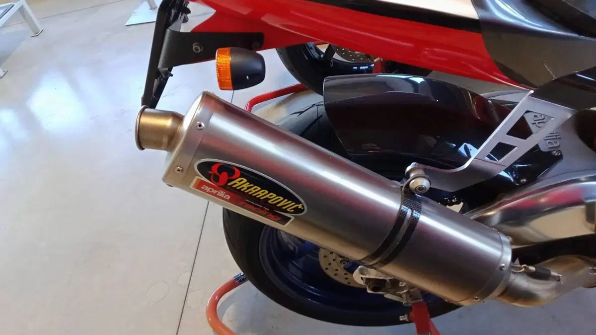 Aprilia   (4)