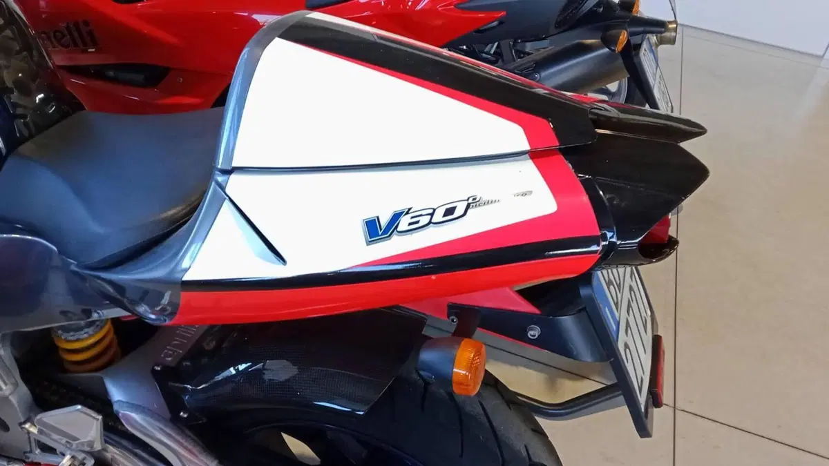 Aprilia   (5)