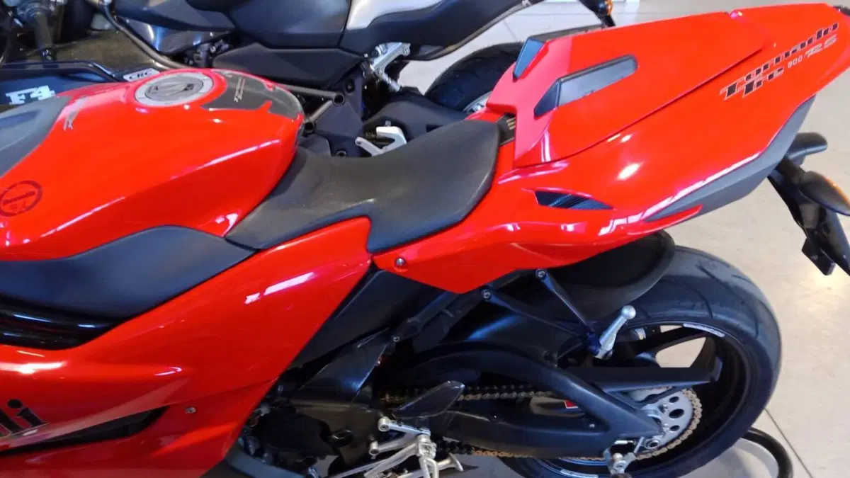 Benelli Tornado 900 Tre RS (2004 - 06)  (2)