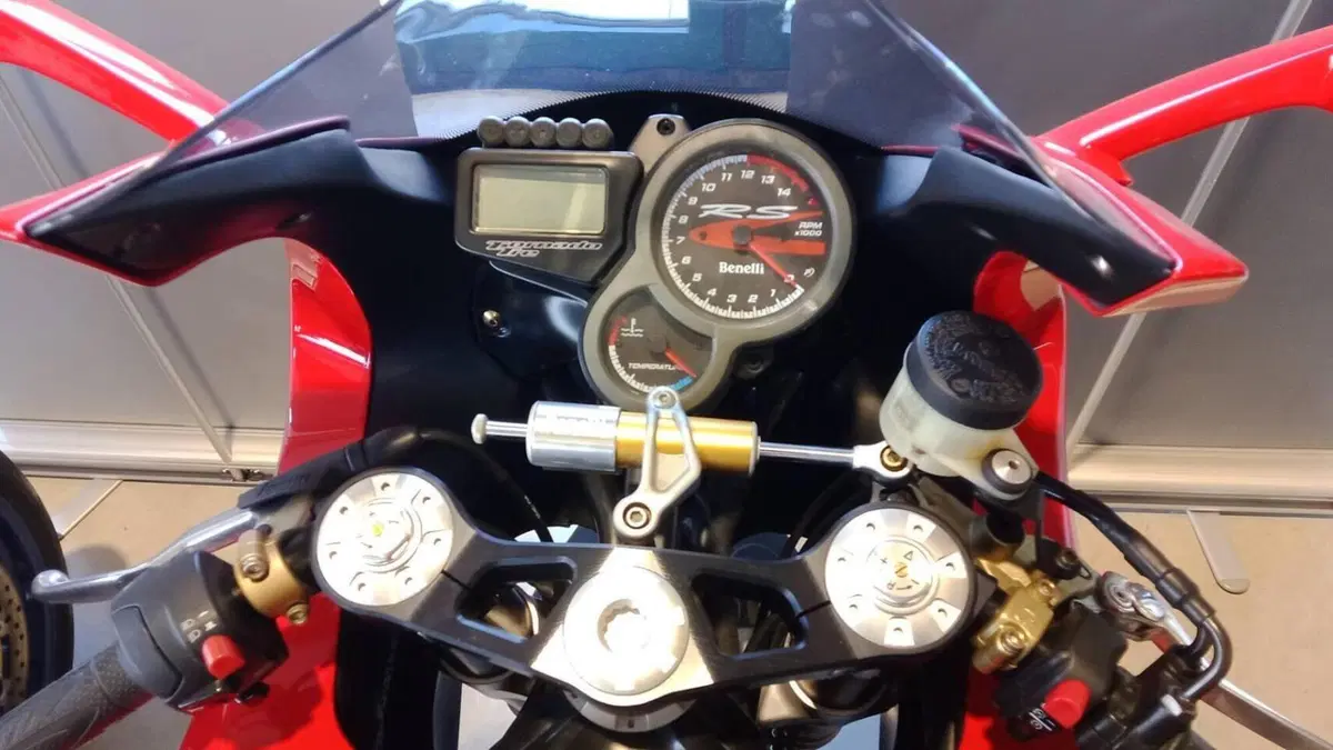 Benelli Tornado 900 Tre RS (2004 - 06)  (5)