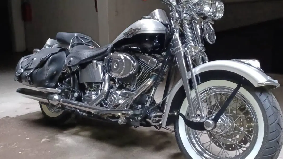 Harley-Davidson 1450 Heritage Springer (2000 - 03) - FLSTS 