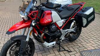 Moto Guzzi V85 TT Evocative Graphics (2021 - 23)