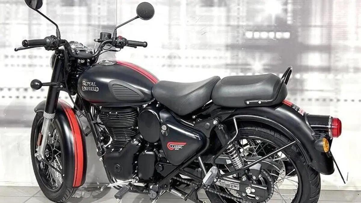 Royal Enfield Classic 350 (2021 - 26)  (2)