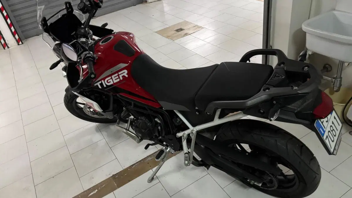 Triumph Tiger 900 GT Aragón Edition (2023 - 24)  (9)