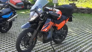 KTM 890 Adventure (2022)  (3)