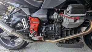 Moto Guzzi V11 Le Mans (2001 - 06)  (4)