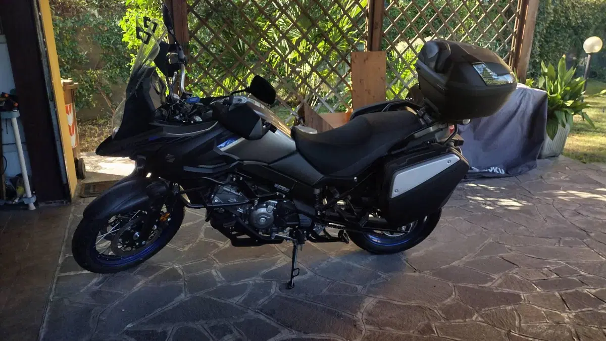 Suzuki V-Strom 650 (2021 - 25)  (4)
