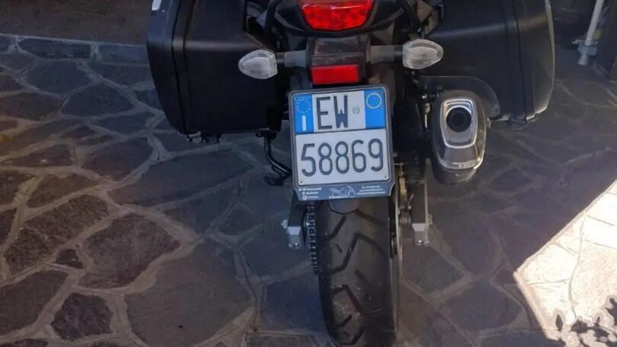 Suzuki V-Strom 650 (2021 - 25)  (5)