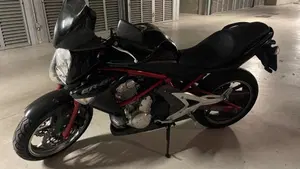 Kawasaki ER-6N (2006 - 09)  (3)
