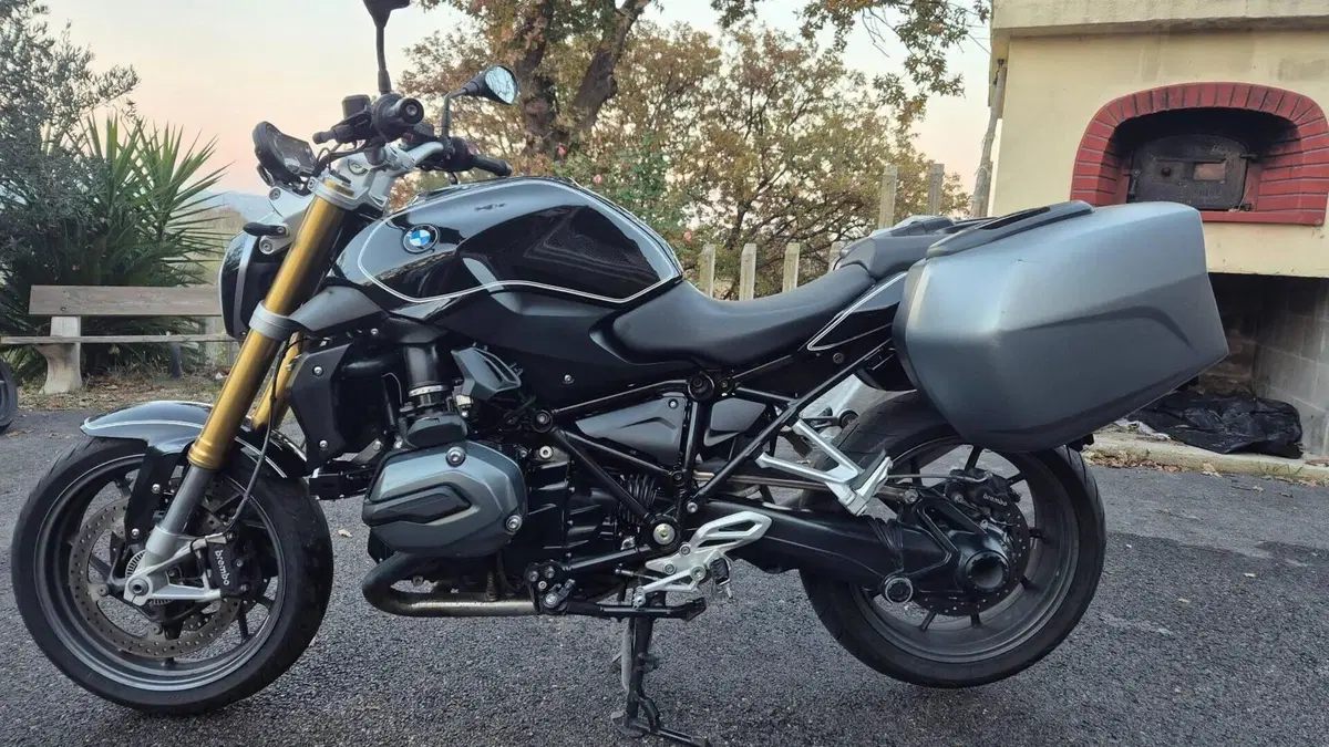 Bmw R 1200 R Black Edition (2017 - 18)  (10)