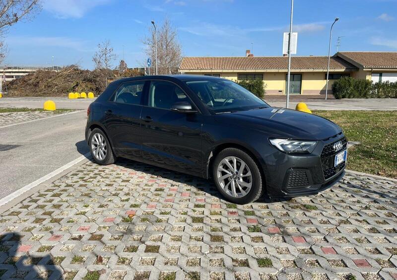 Audi A1 citycarver 30 TFSI S tronic Admired
