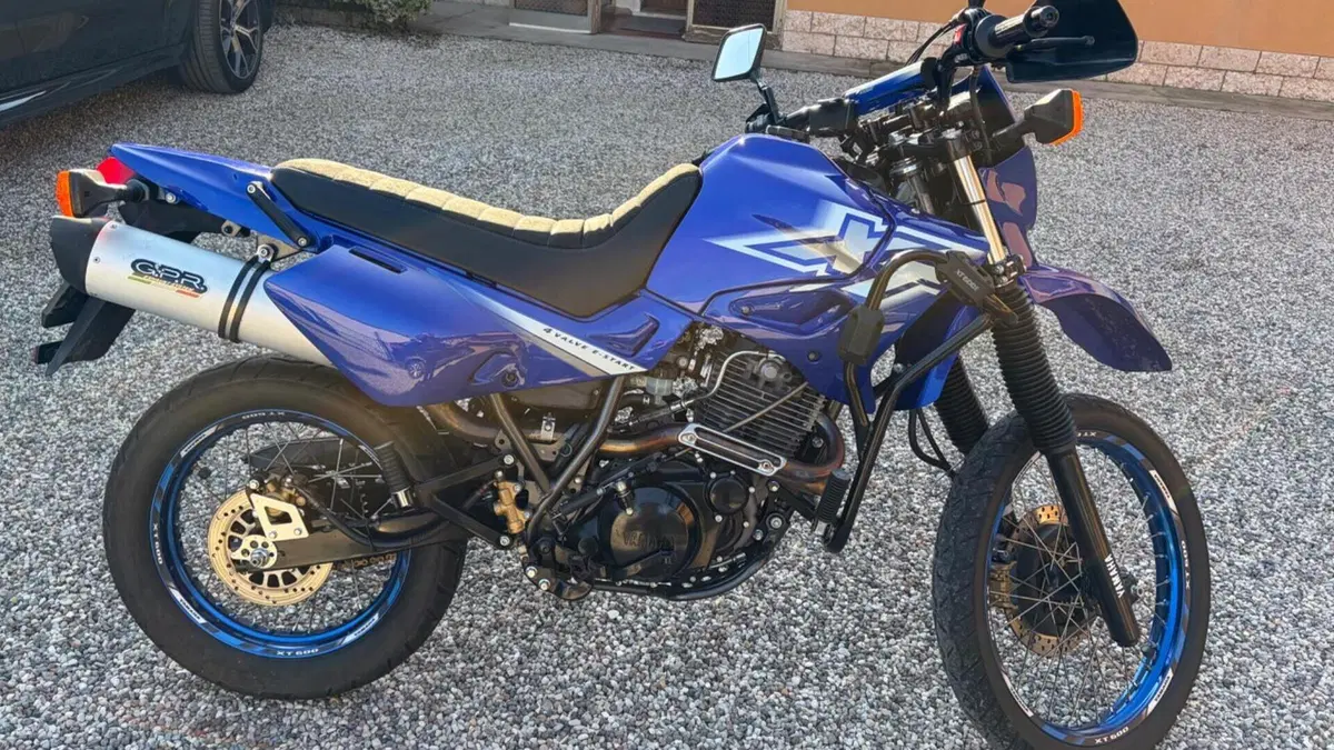 Yamaha   (9)
