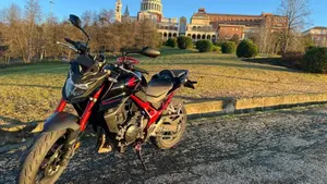 Honda CB 750 Hornet (2023 - 24)  (2)