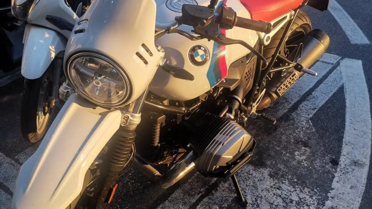Bmw R nineT Urban GS (2021 - 24)  (2)