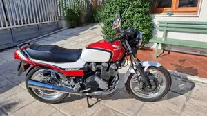 Honda   (2)