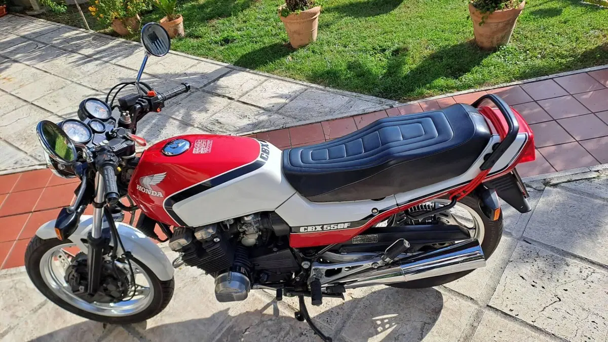 Honda   (8)