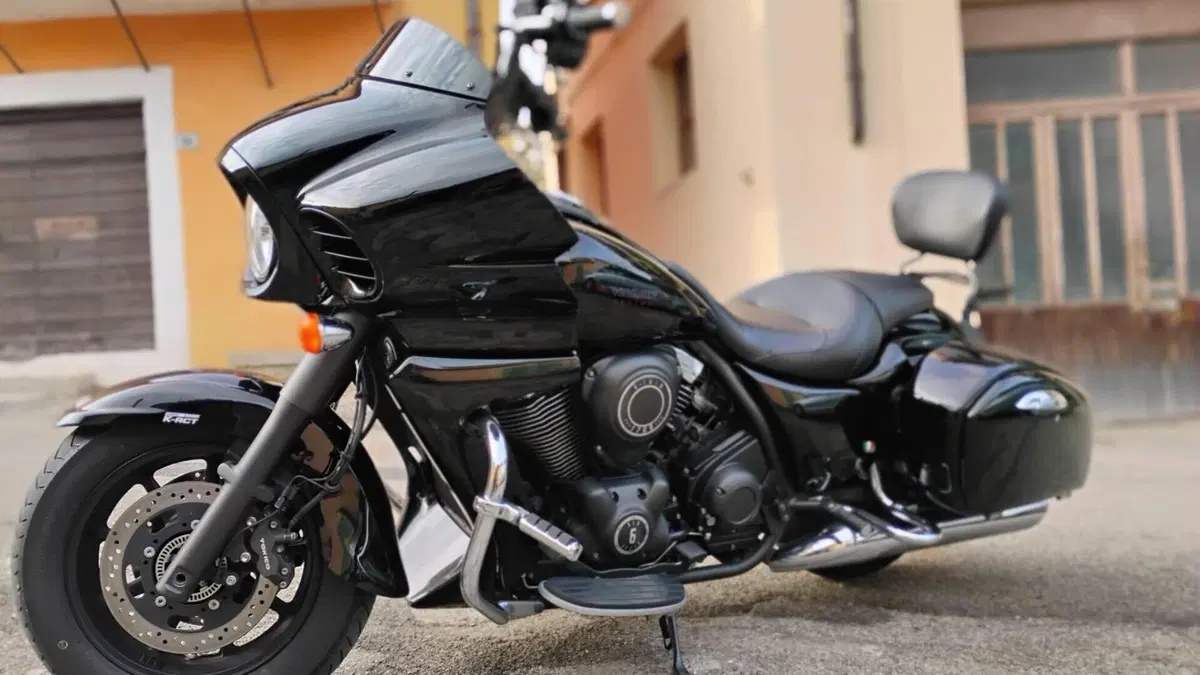 Kawasaki Vulcan VN 1700 Voyager ABS Custom (2011 - 14)  (5)