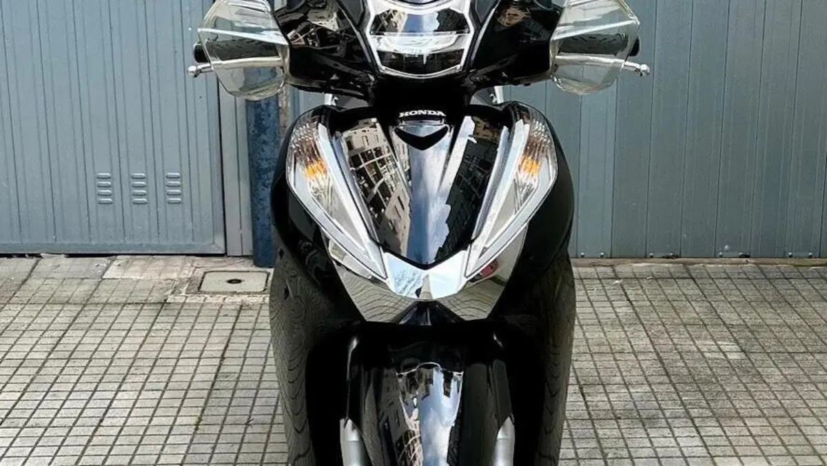 Honda SH 300 i ABS (2016 - 20)  (3)