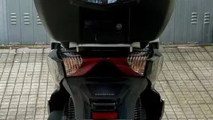Honda SH 300 i ABS (2016 - 20)  (4)