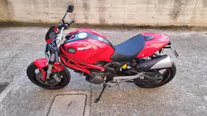 Ducati Monster 696 Plus (2007 - 14)  (4)