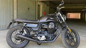 Moto Guzzi V7 III Stone (2017 - 20) 