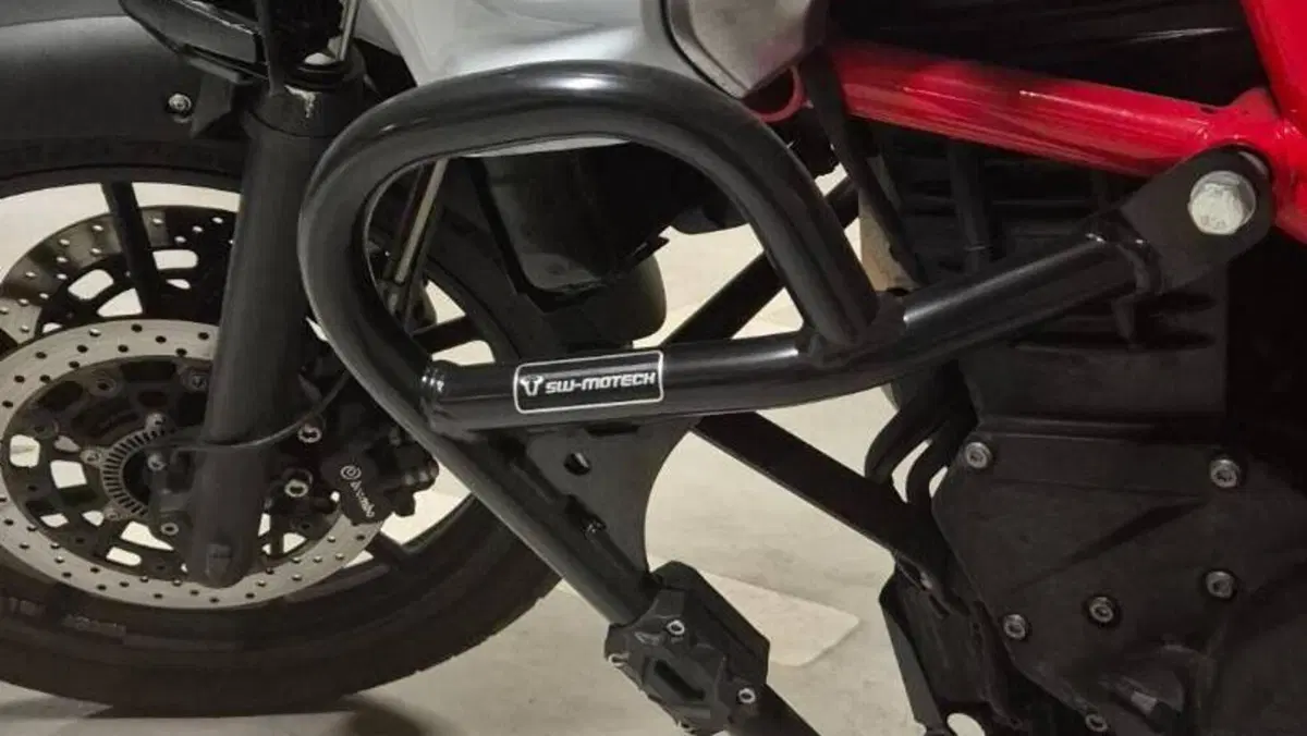 Bmw F 700 GS (2016 - 18)  (8)