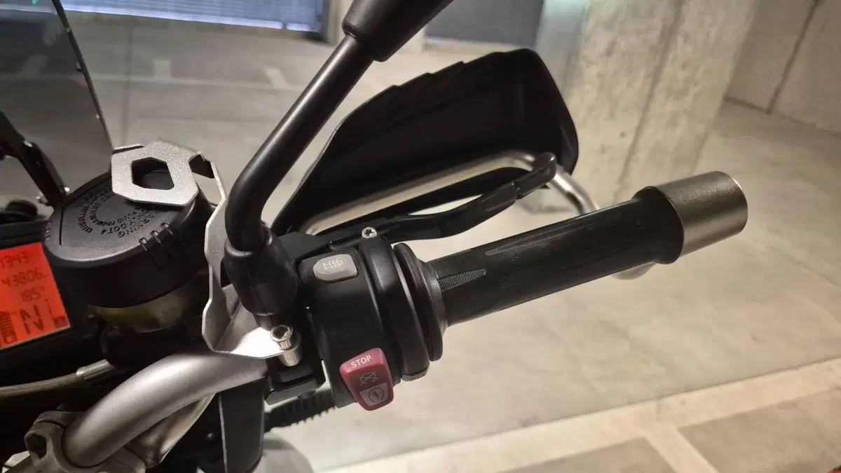 Bmw F 700 GS (2016 - 18)  (11)