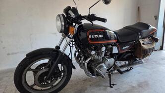 Suzuki GS500E epoca