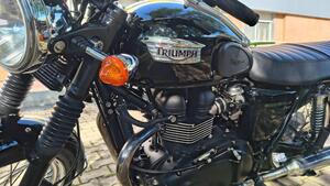 Triumph Bonneville T100 (2008 - 16) 