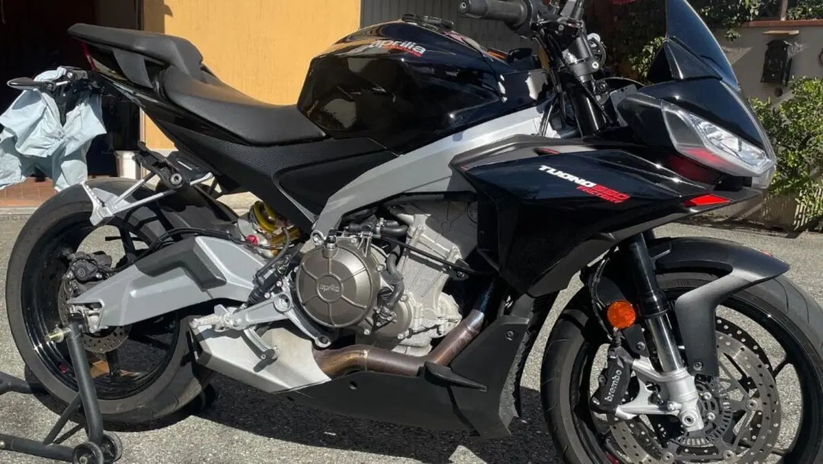 Aprilia Tuono 660 Factory (2022 - 24) 