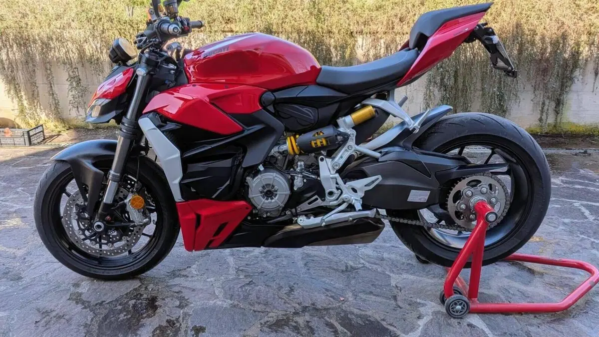 Ducati Streetfighter V2 (2022 - 24)  (2)