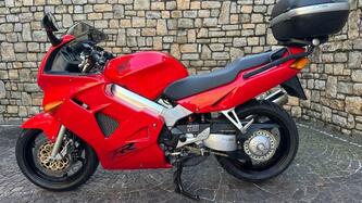 Honda VFR 800 (1998 - 01) usata