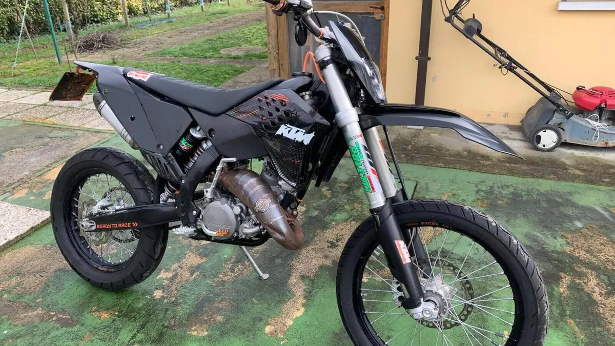 KTM 125 EXC (2009)  (4)