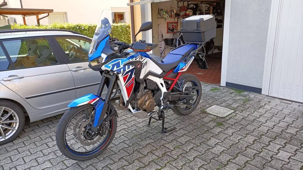 Honda Africa Twin CRF 1100L Urban DCT (2022 - 23)  (10)