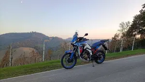 Honda Africa Twin CRF 1100L Urban DCT (2022 - 23)  (2)