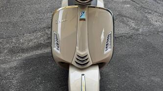 Vespa GTS 300 (2023 - 24) usata