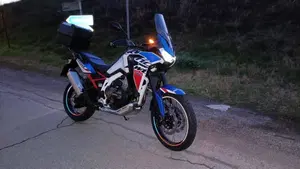 Honda Africa Twin CRF 1100L Urban DCT (2022 - 23)  (5)