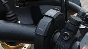 Aprilia Tuono V4 Factory (2021 - 24)  (12)