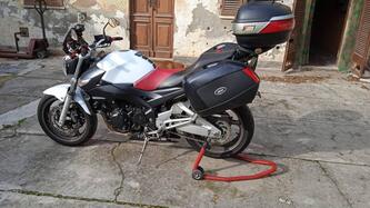 Suzuki GSR 600 (2006 - 11) usata