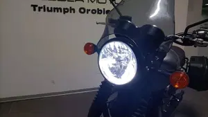 Triumph Bonneville T120 Black (2021 - 25)  (8)