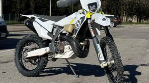 Husqvarna TE 250i (2022) 