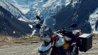 Moto Guzzi V85 TT Evocative Graphics (2021 - 23) usata