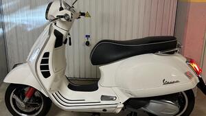 Vespa GTS 300 Hpe (2019) 
