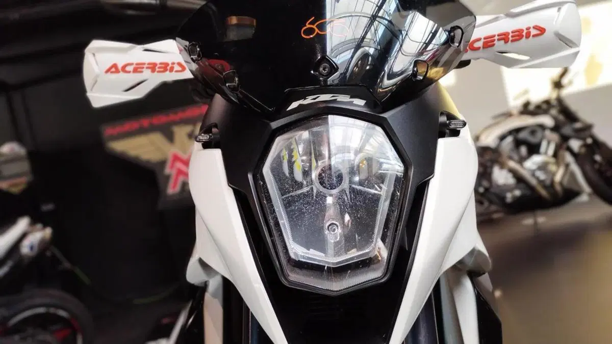 KTM 990 Supermoto T ABS (2011 - 13)  (5)