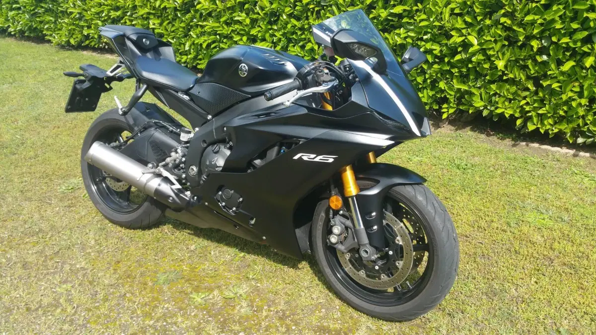 Yamaha YZF R6 (2017 - 20)  (3)