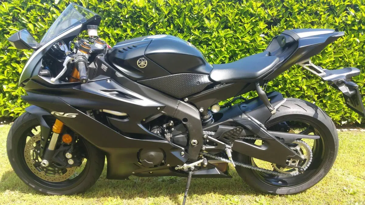 Yamaha YZF R6 (2017 - 20)  (8)