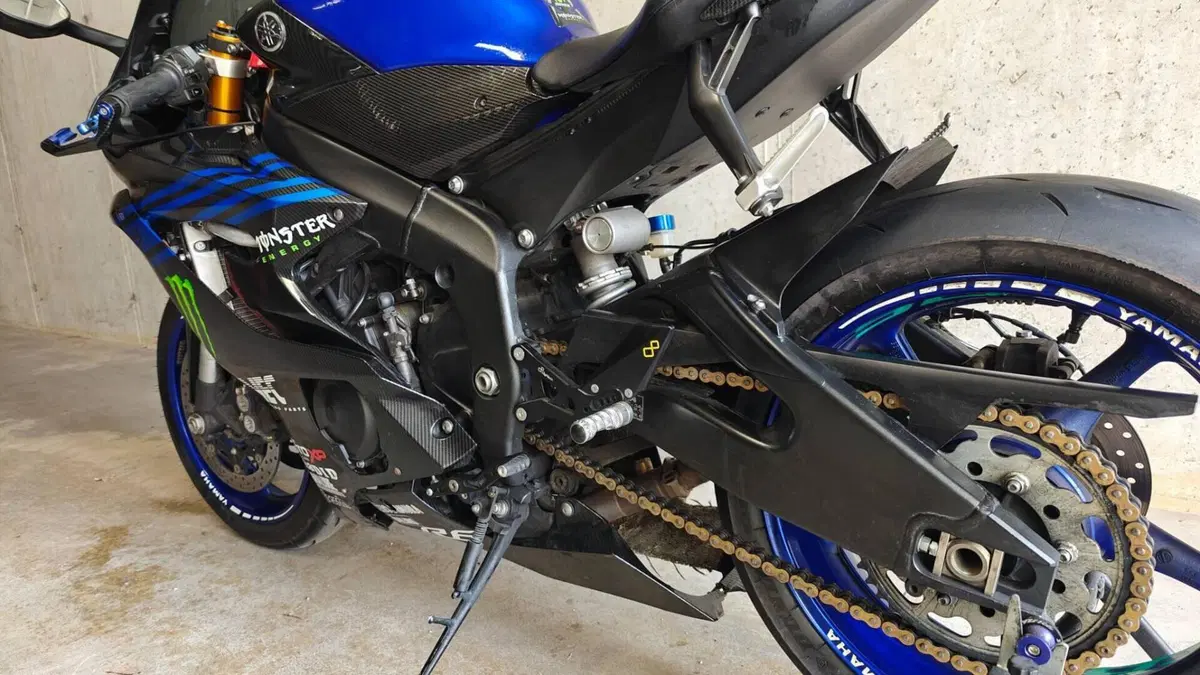 Yamaha YZF R6 (2017 - 20)  (15)