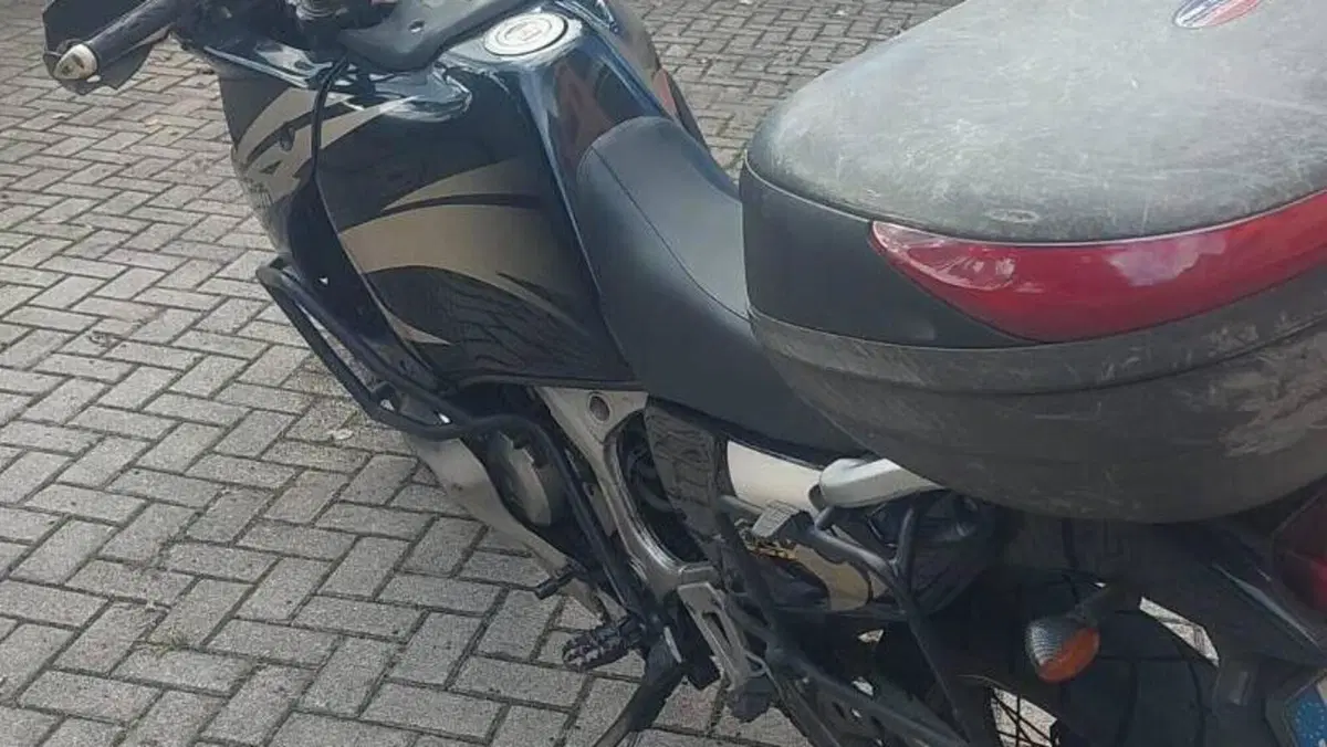 Honda Africa Twin XRV 750 (1996 - 02)  (3)