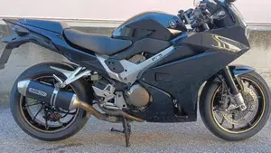 Honda VFR 800 F (2014 - 16) 