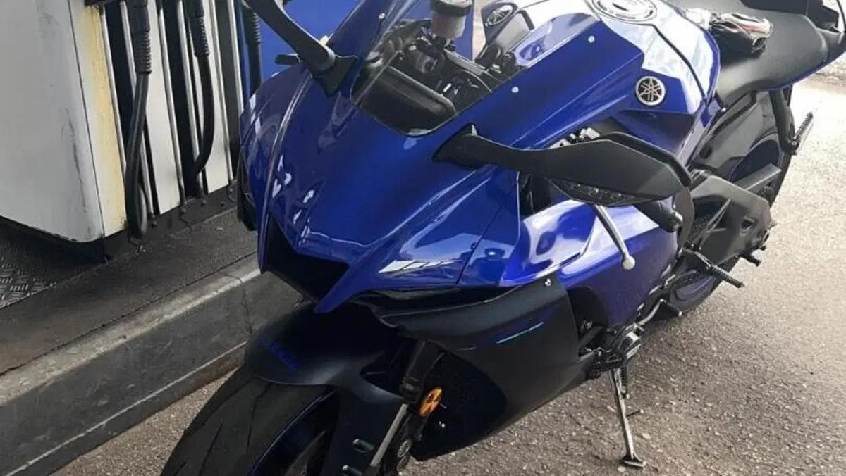 Yamaha YZF R1 (2020 - 25) 